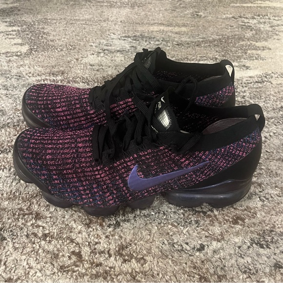 Nike Other - Nike Air Vapormax Flyknit 3 Throwback Future